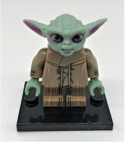 Baby Yoda (The Child) - Mandalorian Mini-Figure